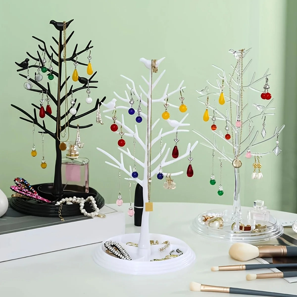arbre-a-bijoux-organisee-design