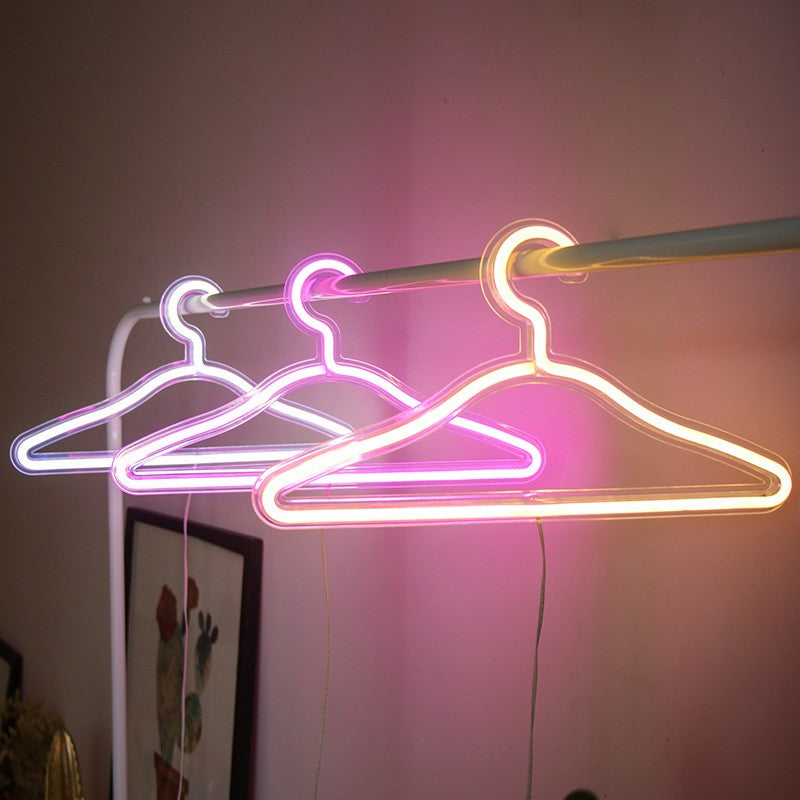 cintres-led-lumineux-decoratifs