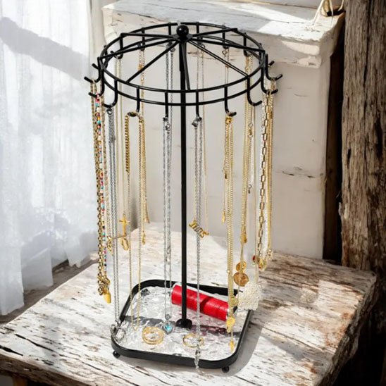 Porte-bijoux-facilite-la-selection