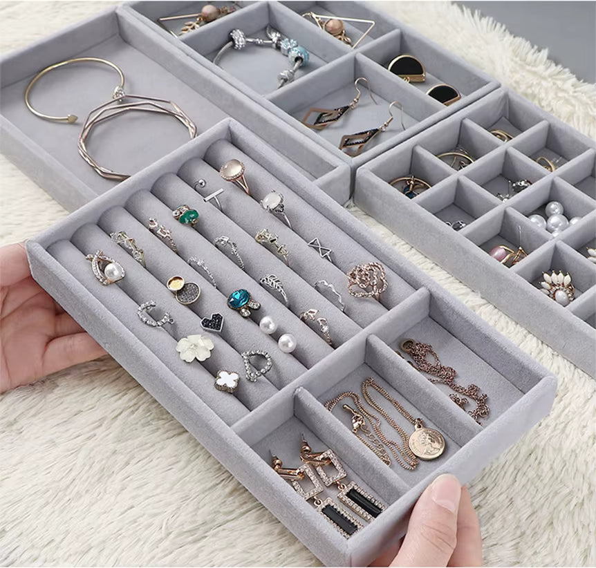 presentoir-bijoux-elegance-modulable-preserve-chaque-piece
